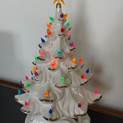 Vintage Mid-Century Ceramic Tree w/ Musical Base