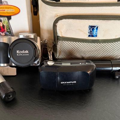 Kodak Zoom Digital Camera and EasyShare Printer Lot