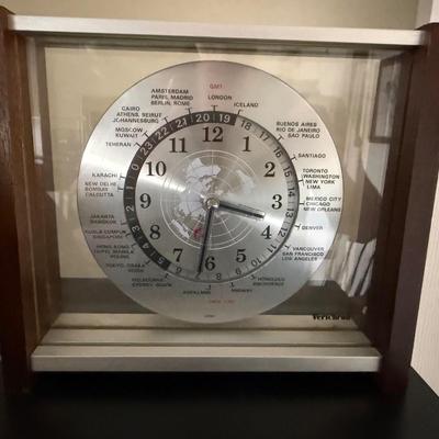 Vintage MCM Verichron Mantle Clock