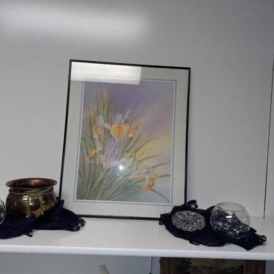 YELLOW IRIS PICTURE AND OTHER HOME DECOR