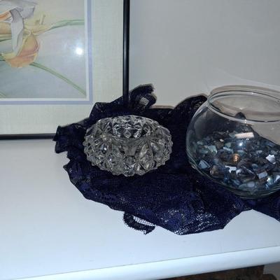 YELLOW IRIS PICTURE AND OTHER HOME DECOR