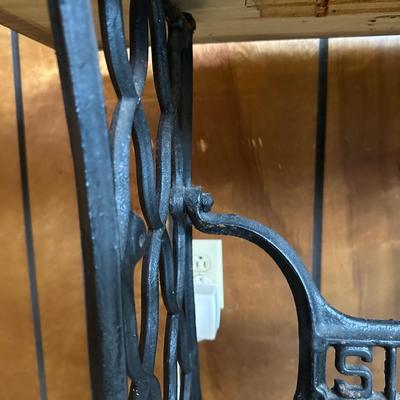 Reproduction Singer Sewing Machine Cast Iron Table Base w/ Wood Top