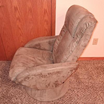TAN COLORED SWIVEL RECLINER WITH OTTOMAN