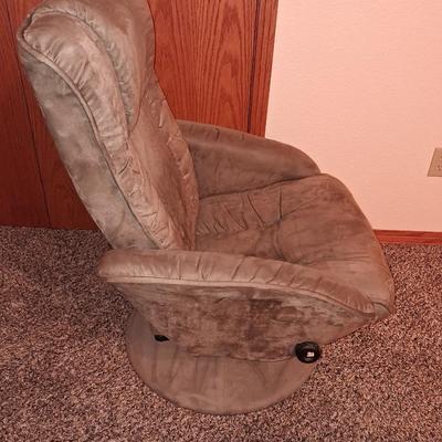 TAN COLORED SWIVEL RECLINER WITH OTTOMAN