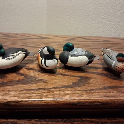 4 PLASTIC DUCKS UNLIMITED