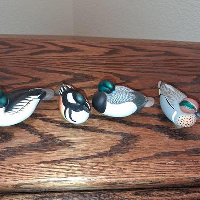 4 PLASTIC DUCKS UNLIMITED