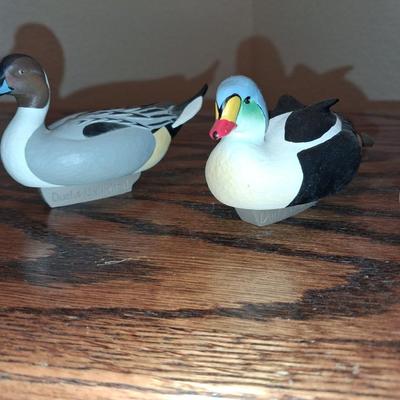 4 PLASTIC DUCKS UNLIMITED