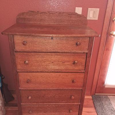 ANTIQUE 6 DRAWER CHEST WITH DOVETAILED DRAWERS