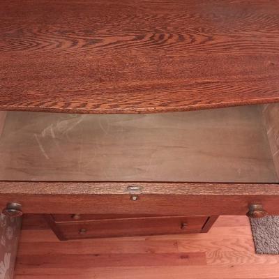 ANTIQUE 6 DRAWER CHEST WITH DOVETAILED DRAWERS