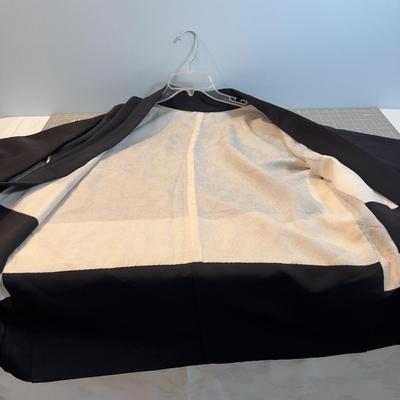 Sale Photo Thumbnail #122