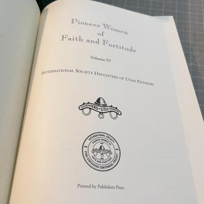 Sale Photo Thumbnail #283