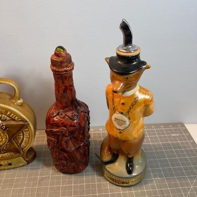 (4) Liquor Decanters Collectors