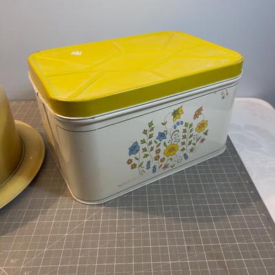 2 Tins; Cake Pan, Yellow and Floral, Bread 
