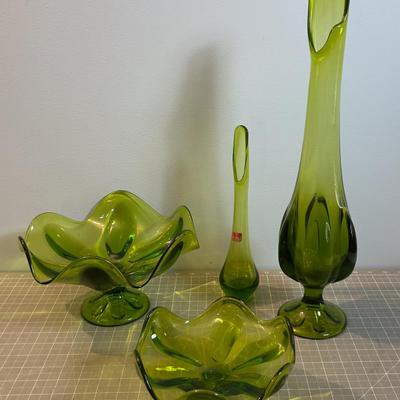Green Viking Glass Lot 2 vases and 2 Pedestal Bowls