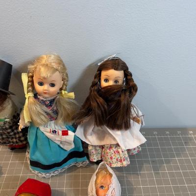 6 Madame Alexander Dolls 