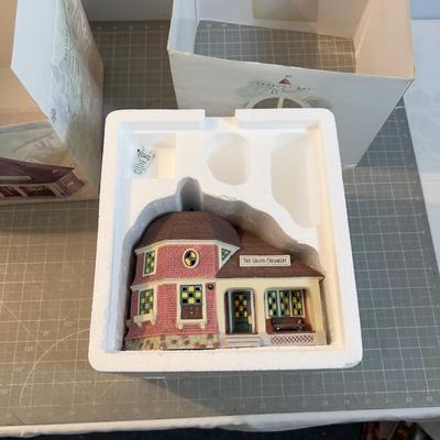 The Department 56 The Creamery 