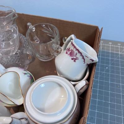 Creamer & Sugars Mixed lot 