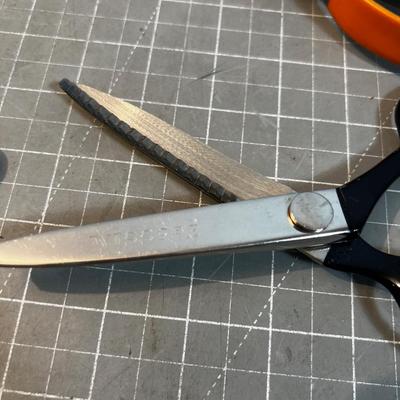 Pinking Shears and Scissors - The Good Stuff!!