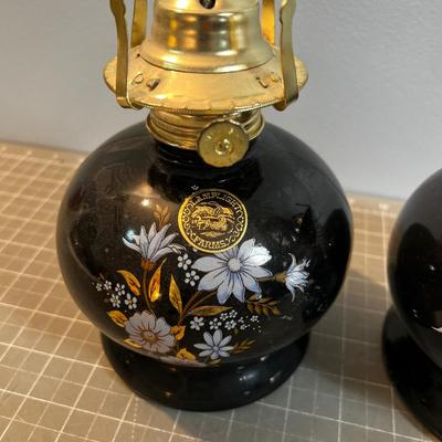 2 Oil Lamps Black with Flowers