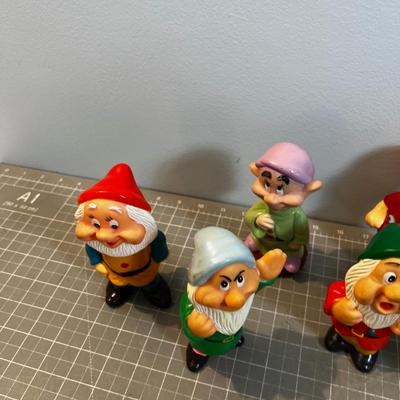 More than 7 Dwarfs, Mixed Sets 
