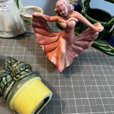 1930- 1940 Ceramics 5 pieces 