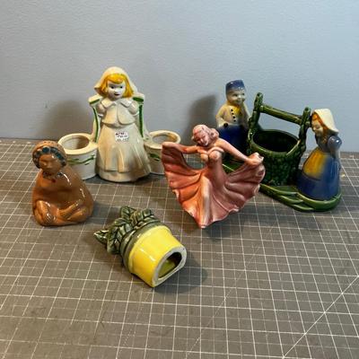 1930- 1940 Ceramics 5 pieces 