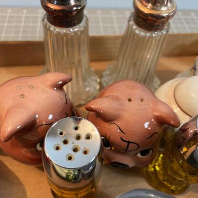 Salt & Pepper Lot - WOW! 