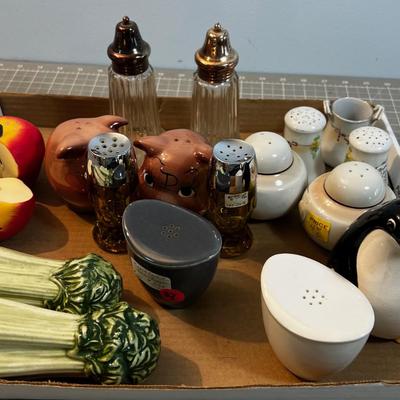 Salt & Pepper Lot - WOW! 