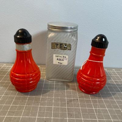 2 Shakers and a Canister - Orange & Frosted