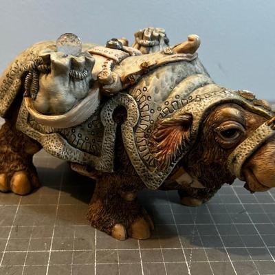 KRYSTONIA MOS Large 1988 RARE out of production, Odd Hippo Like Science Fiction