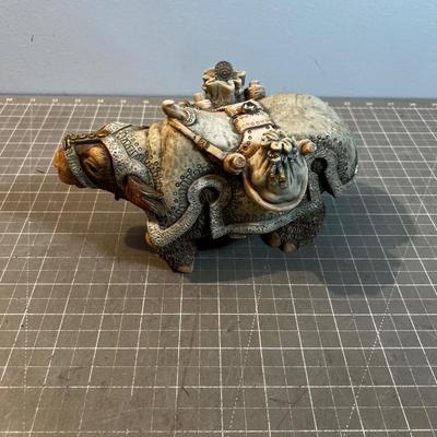 KRYSTONIA MOS Large 1988 RARE out of production, Odd Hippo Like Science Fiction