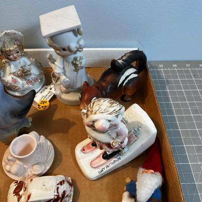 Box Top of Figurines Small, All Sorts 