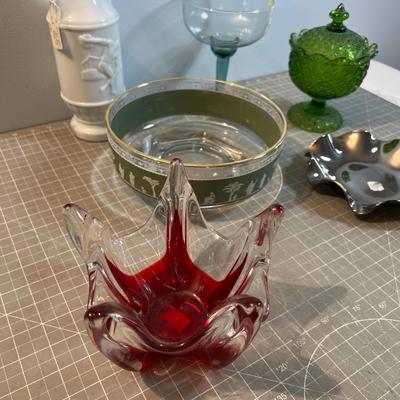 Mixed Lot of Glass, Various styles and makers 