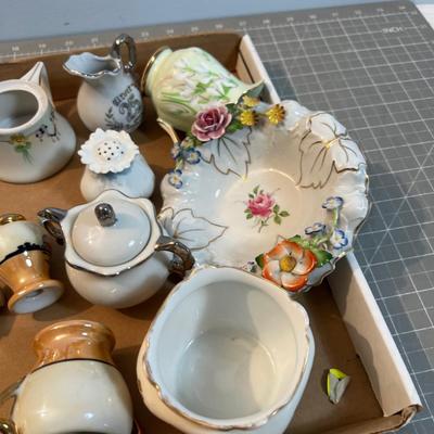 Lot of Little Ceramics