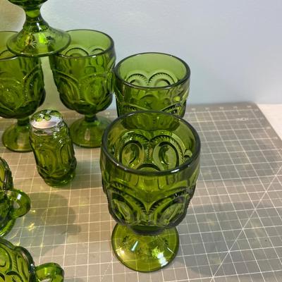 Lot of Fabulous L E Smith Moon & Stars  GREEN Goblets, S&P, Cream & Sugar, Candy