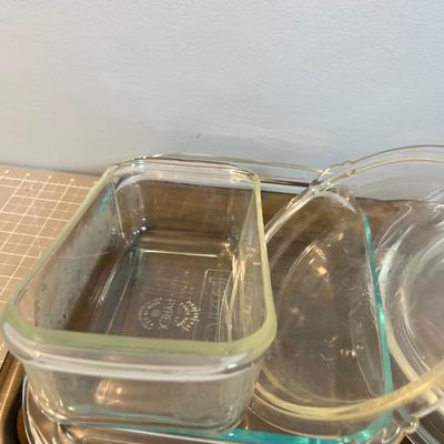 Baking Wear, Mostly Pyrex 