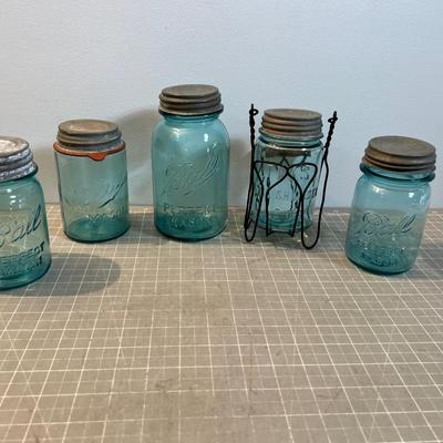 Blue MASON Jars with Zinc Lids 