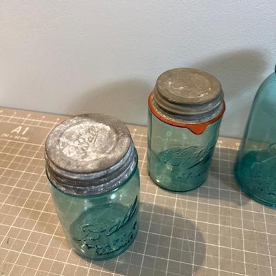 Blue MASON Jars with Zinc Lids 