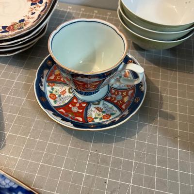 Asian Ceramics, Rice  Bowls, Etc. 