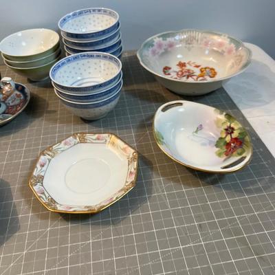 Asian Ceramics, Rice  Bowls, Etc. 