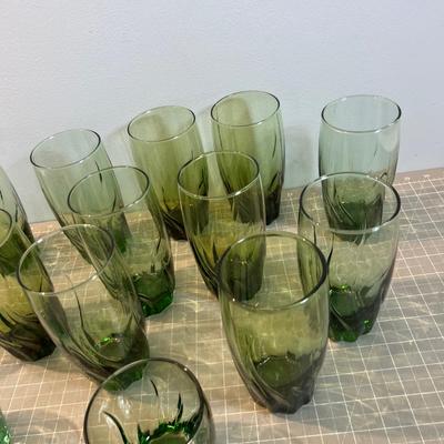Gorgeous Green  Tumblers from the 80's maybe