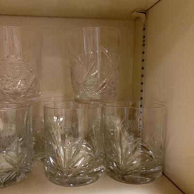 1/2 Shelf full of Tumber glasses