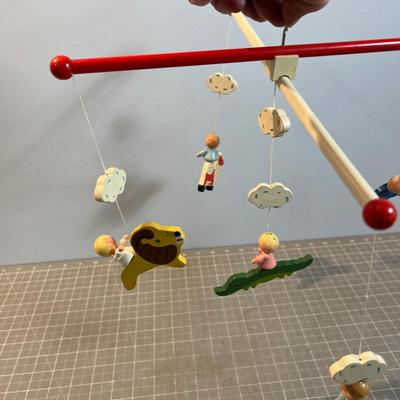 Darling Vintage Baby Mobil