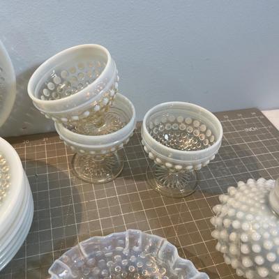 (19) Anchor Hocking MOONSTONE Opalescent Hobnail Glass VINTAGE
