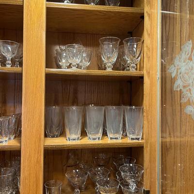 Tons of Duncan Miller (4) Shelves full of Glass, Clear 