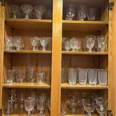 Tons of Duncan Miller (4) Shelves full of Glass, Clear 