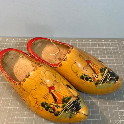 Wooden Shoes, Authentic Deal!