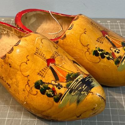 Wooden Shoes, Authentic Deal!