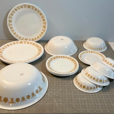 Practical Gold Correll Dishes and Serving, Pattern Butterfly