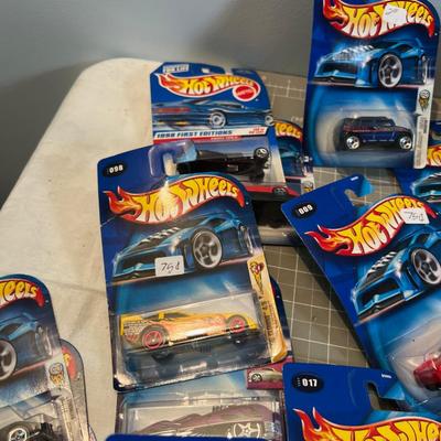 Excellent Garth! - 46 HOT WHEELS New in the Package ! From Early 2000